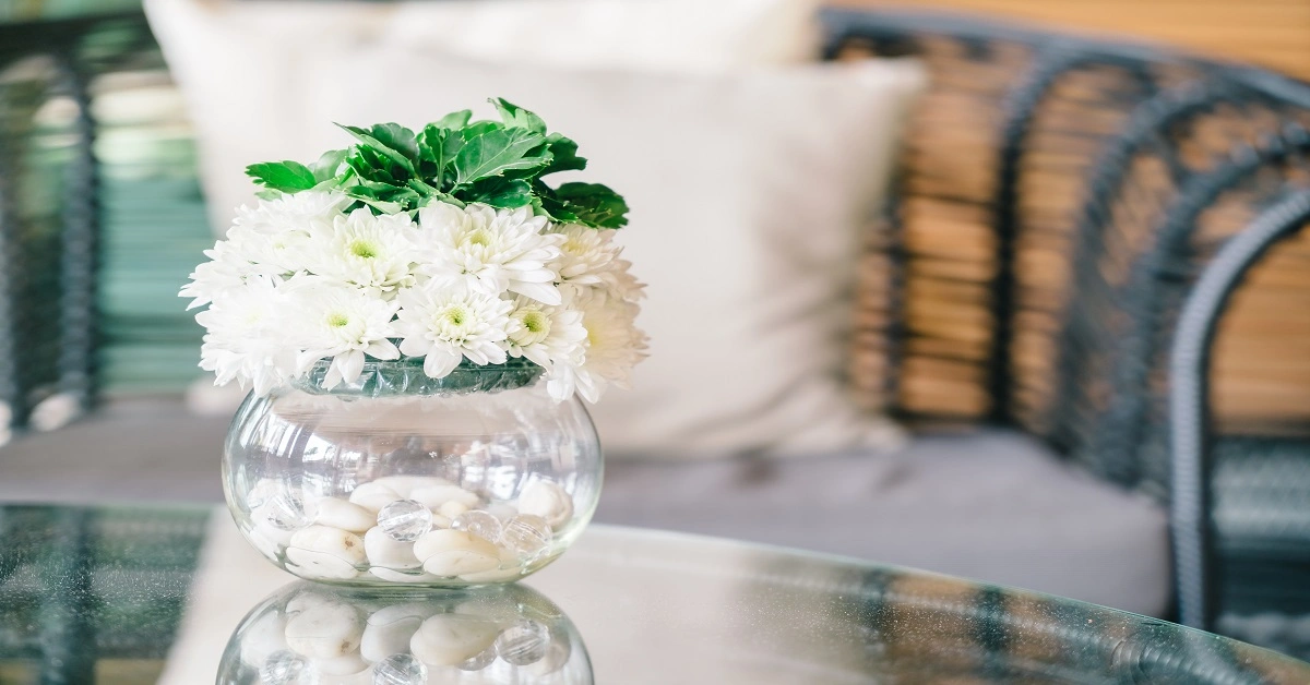 Flowering plants play an important role in enhancing the beauty of your home.